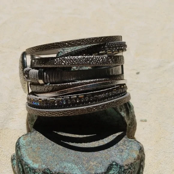 NWOT Multi strand Bracelet With Magnetic Closure In Silver Tones - Picture 2 of 6